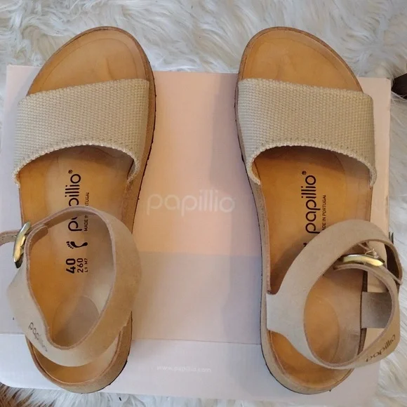 Birkenstock Sandals- Size 40 (9-9.5) Cream with Gold Buckle- Papillo Glenda NWT - Picture 4 of 8